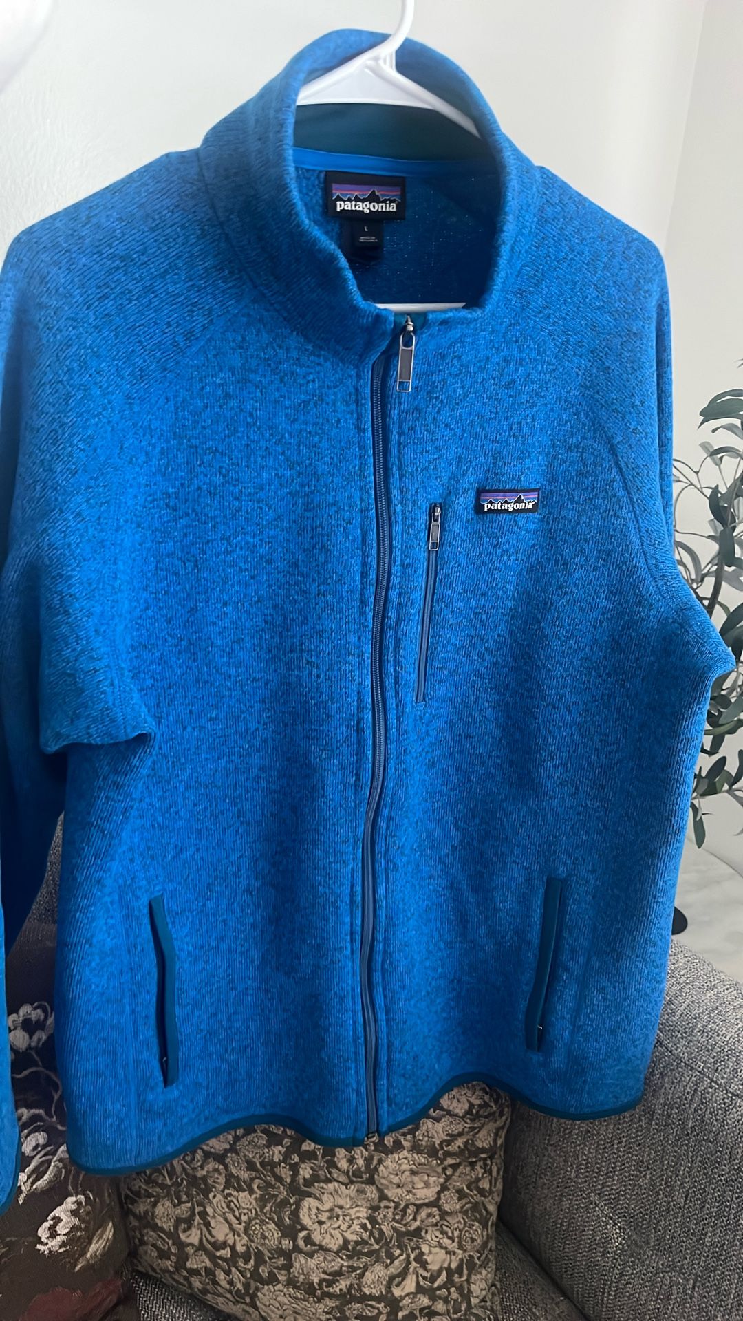 Patagonia Men’s Large Sweater