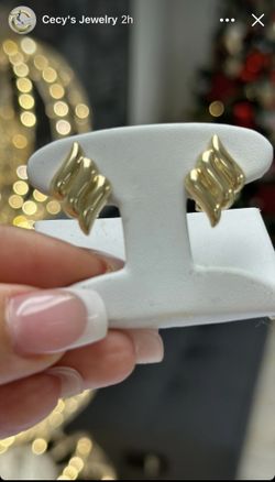 Aretes De Oro