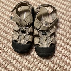 Sonoma Boys Velcro Covered Toe Sandals - size 5