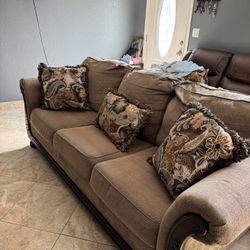 Brows Sofas