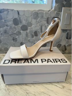 Brand new high heels size 8
