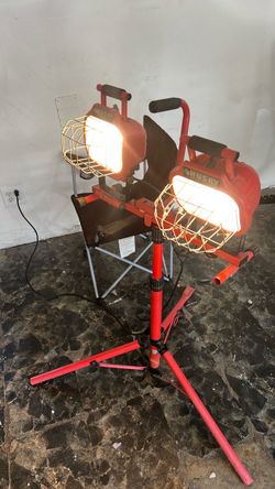 Husky Halogen Work Light on Tripod Stand