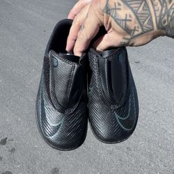 Nike Soccer Shoes Size 11c