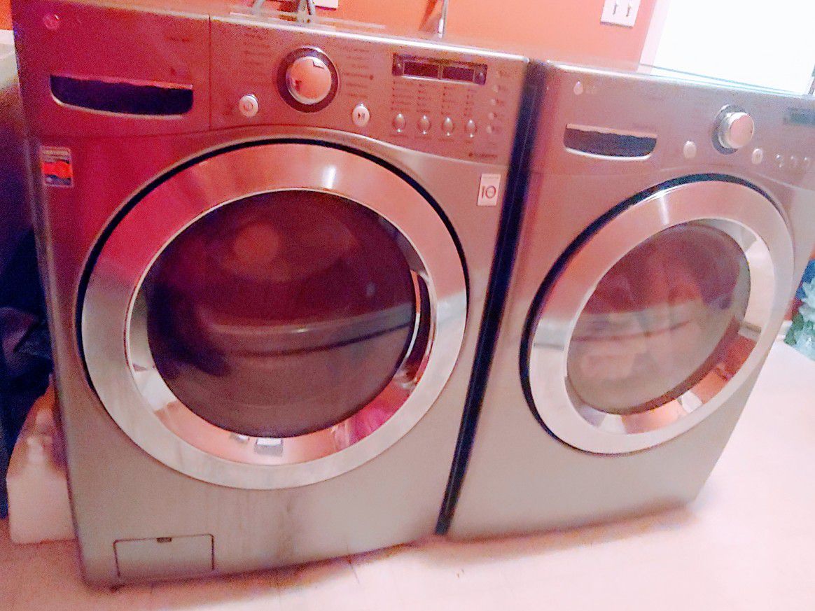 LG High Efficiency True Steam Washer and Dryer set