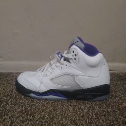 Jordan 5 concord size 4y
