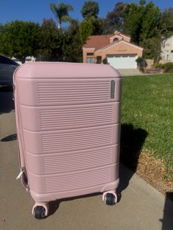 American Tourister Hardside Carry On Luggage