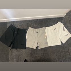 Essential Shorts