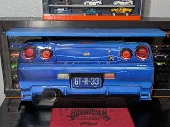 Nissan Skyline GTR shelf's