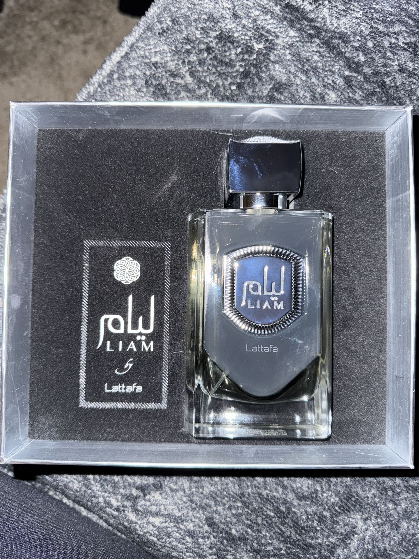 Lattafa Liam Grey EDP