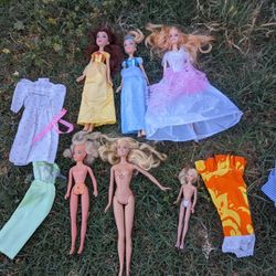 Collection of dolls lot of 6 - Barbie - Disney princesses vintage pieces