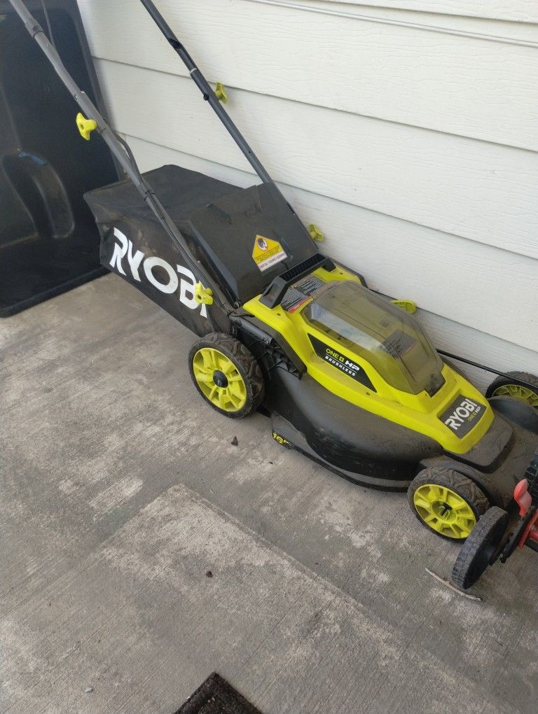 RYOBI Lawn Mower