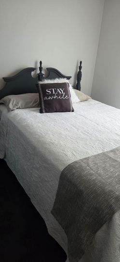 Moving sale 10/02 to 10/04
Friday to Saturday, 9am to 4pm
Sunday
4715 Stonepointe Pl
Tampa Fl 33634