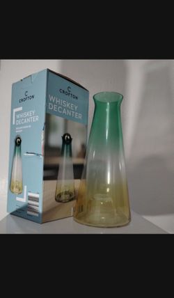 CROFTON WHISKEY DECANTER