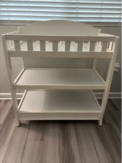 Delta Changing Table