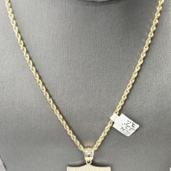 10k Solid 22inch 3mm Chain And 10k Pendant 