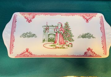 Vintage beautiful Johnson Bros. “ Old Britain Castles” Christmas platter