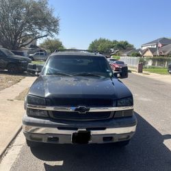 2003 Chevy Avalanche 