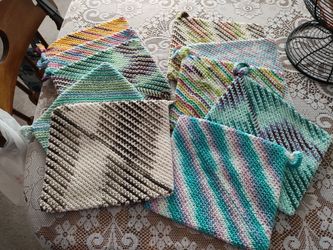 Reposting due to not picked up. Large double thick cotton potholder/hotpads. Take all 10