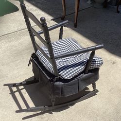 Sweet Vintage Rocking Chair 
