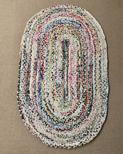 SAFAVIEH Braided Ivory/Multi Color 3 ft. x 5 ft. Oval Area Rug BRD 210B