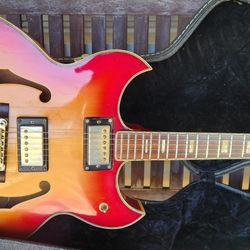 Univox Barney Kessel model / vintage 70’s / made in Japan / Gibson clone / jazz guitar archtop MIJ