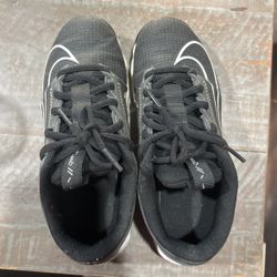 Nike Cleats 2.5y