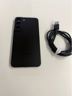 Samsung Galaxy S22 128b Unlocked Good condition (price is firm)