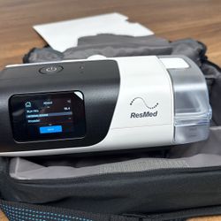 Resmed 11 Total Hours 90.4 Total Hours.  See Pics 