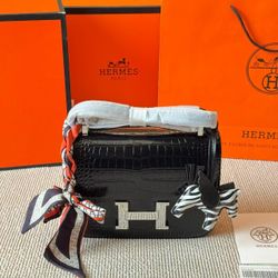 Hermes bag size 23 17CM