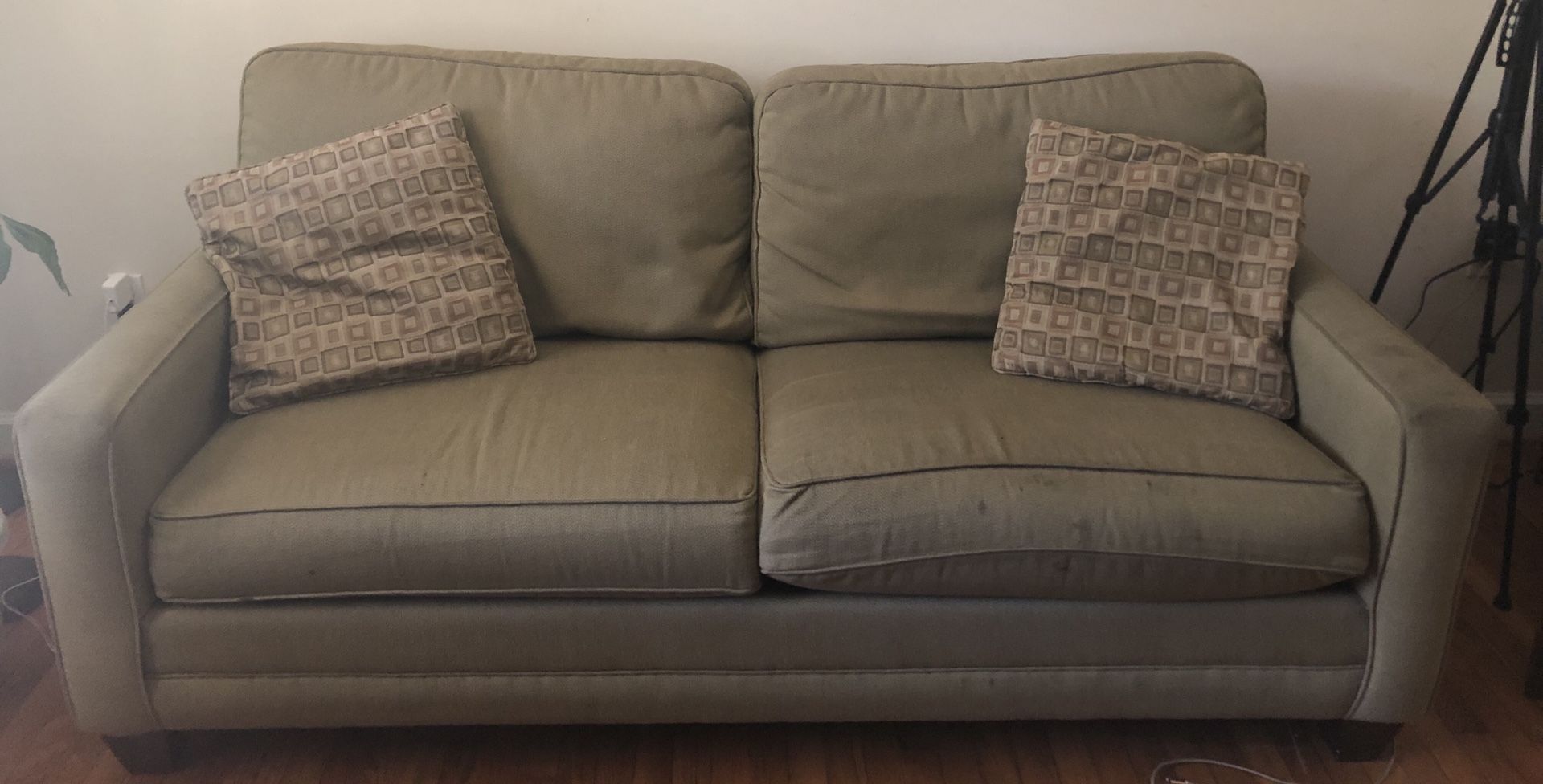 Sofa w/ accent chair
