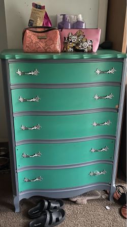 Wood dresser