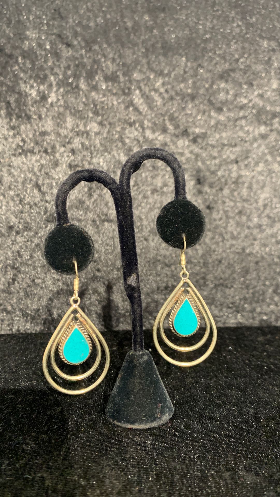 Turquoise earring