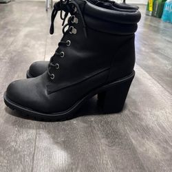 Sivellya High Heel Boots