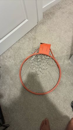 Basketball rim with net