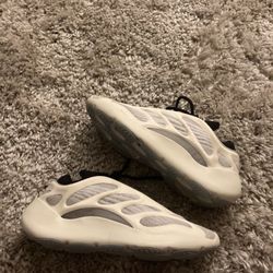 Adidas Yeezy 700 V3 Azael
