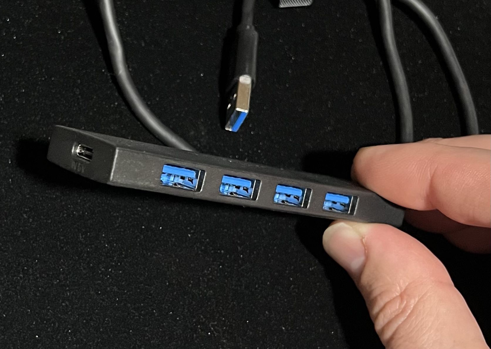 Acer 5 In 1 3.0 USB Hub $5