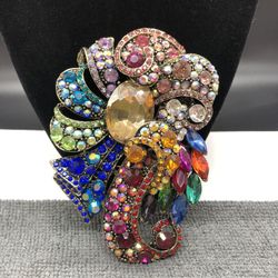 Fabulous multi colored crystal brooch