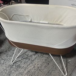 Snoo Bassinet And Accessories
