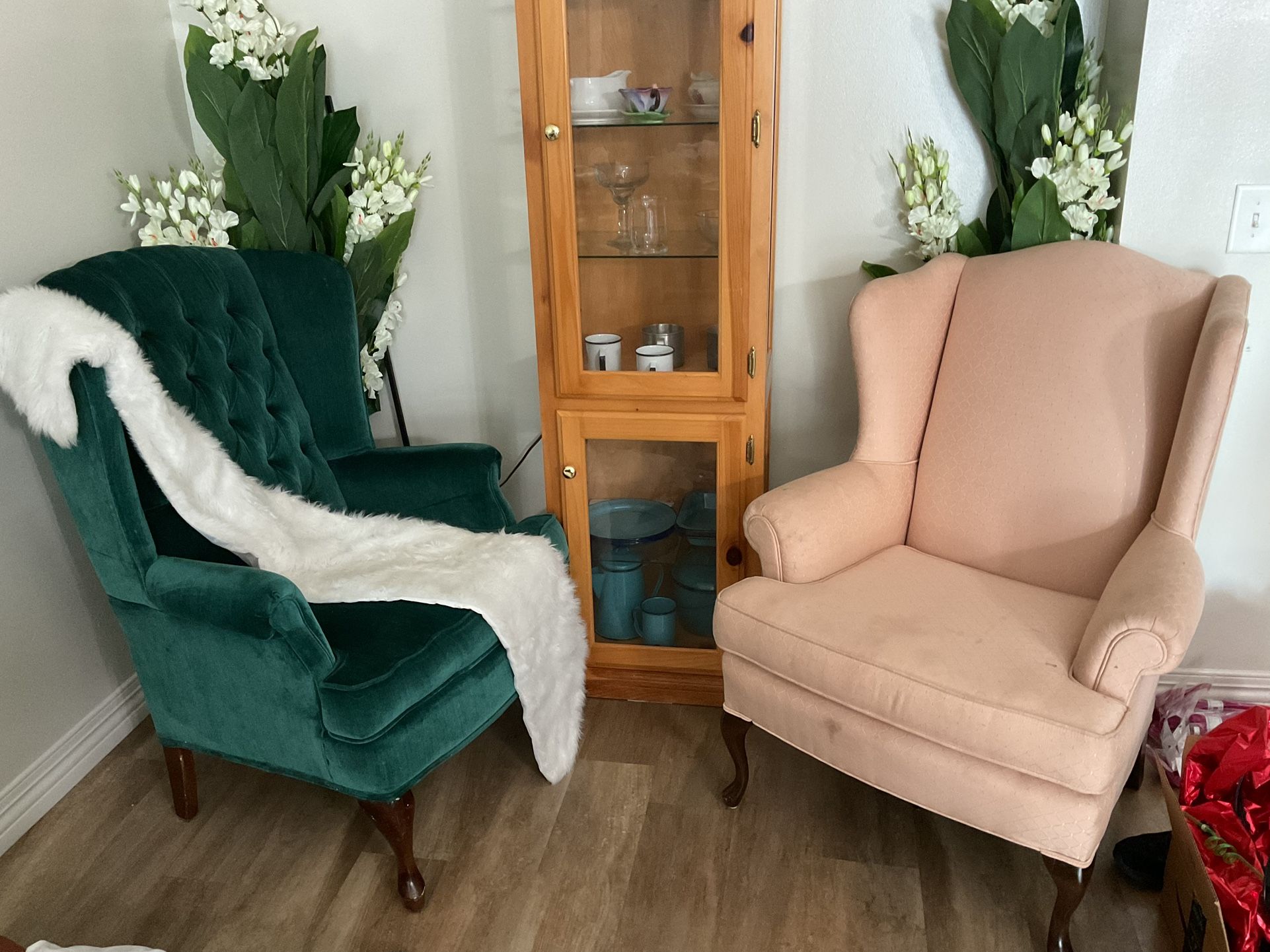 Throne Chairs