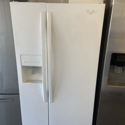 Whirlpool Refrigerator 