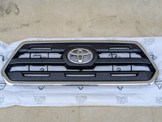 2016 Toyota Tacoma Grill
