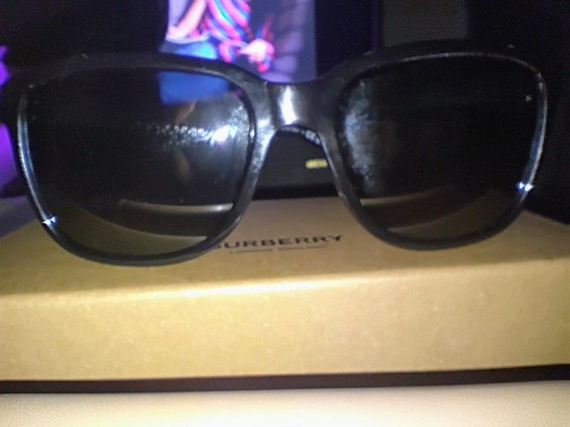 Burberry Sunglasses 