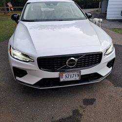 2023 Volvo S60 Sedan