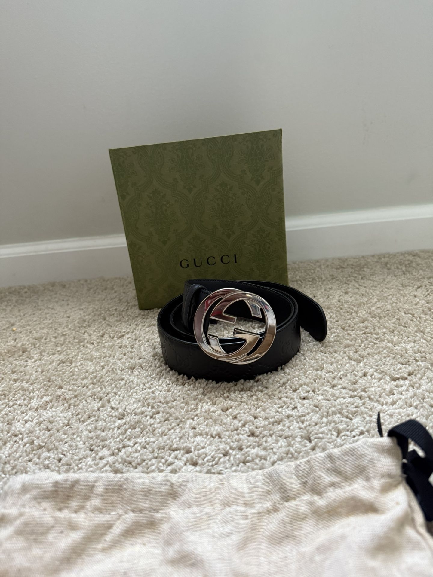 Gucci Black Belt 32/34 Waist