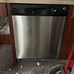 GE Dishwasher 