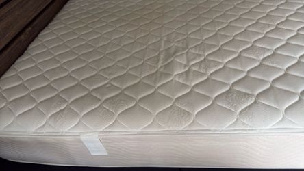 Queen size 10” mattress
