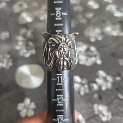 Bulldog Ring