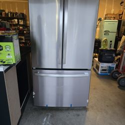 GE Standard-Depth 27-cu ft 3 -Door 36-in Wide French Door Refrigerator with Ice Maker with Water Dispenser