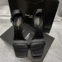 Black Leather Flat Toe Pumps Women Size 9 