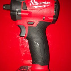 Milwaukee Impact Wrench Brushless 1/2 New